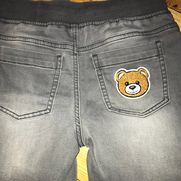 🚫SOLD🚫MOSCHINO SHORTS SZ 8 - Picture 4 of 6